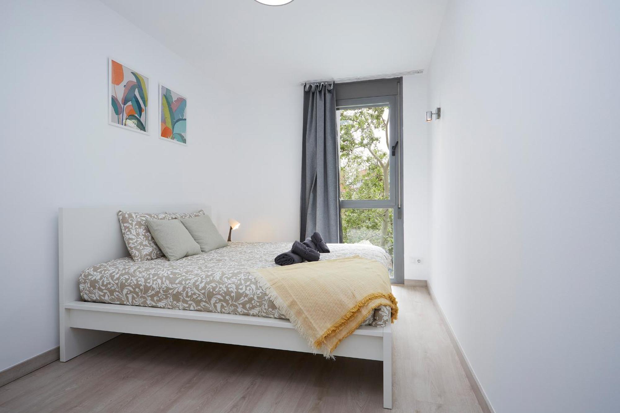 Three Bedroom Two Bathroom Apartment Close To Beach Барселона Екстериор снимка